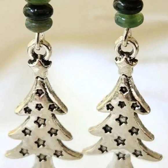 New Christmas tree earrings - Picture 4 of 7